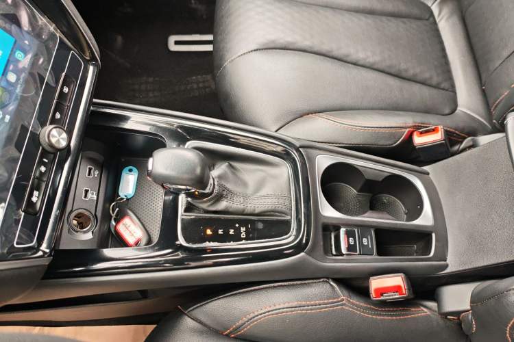 Used Roewe i5 2020 1.5L Automatic 4G Connected Linghao Edition