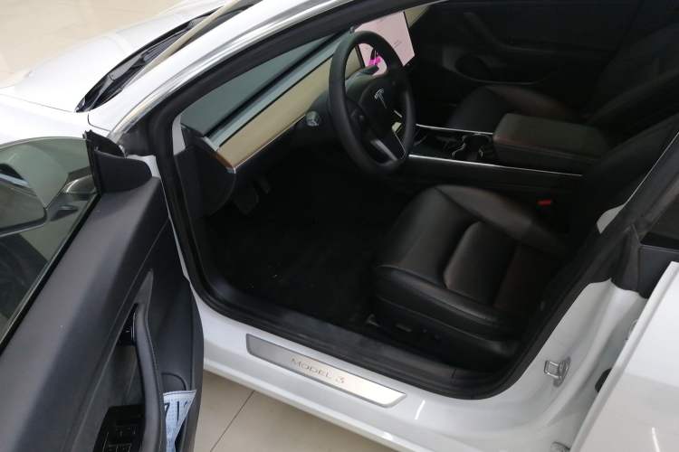 Used Tesla Model 3 2019 Standard Range Rear-Drive Upgraded Version
