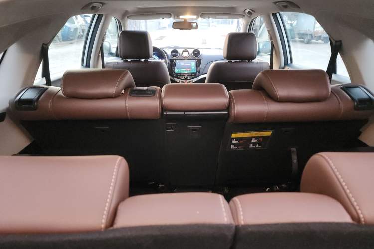 Used BYD S7 2016 2.0T Automatic Prestige Edition
