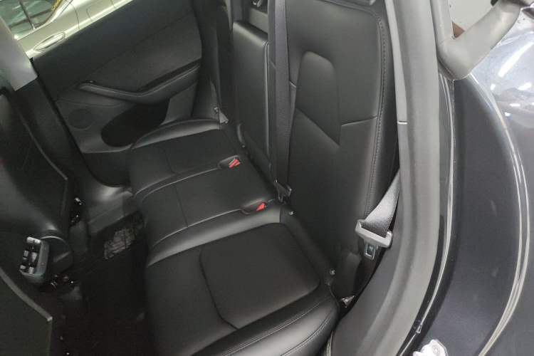 Used Tesla Model Y 2024 Rear-Wheel-Drive Version
