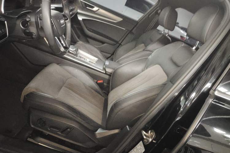 Used Audi A6L 2020 40 TFSI Luxury Dynamic Model
