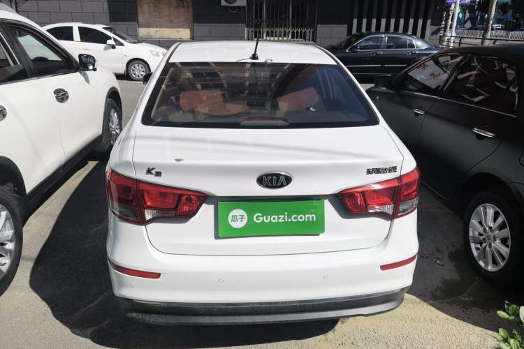 Used Kia K2 2015 Sedan 1.4L MT GLS
