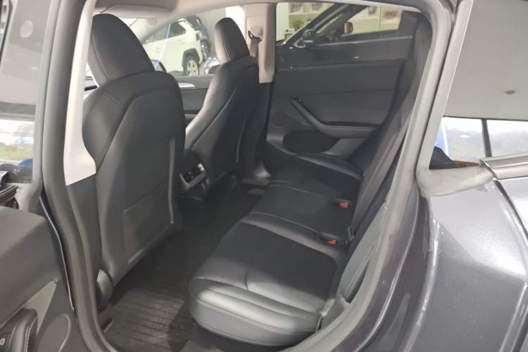 Used Tesla Model Y 2024 Rear-Wheel-Drive Version