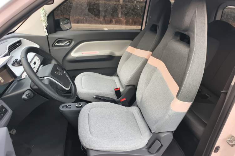 Used Wuling Hongguang MINIEV 2021 Macaron Fashion Model Lithium Iron Phosphate
