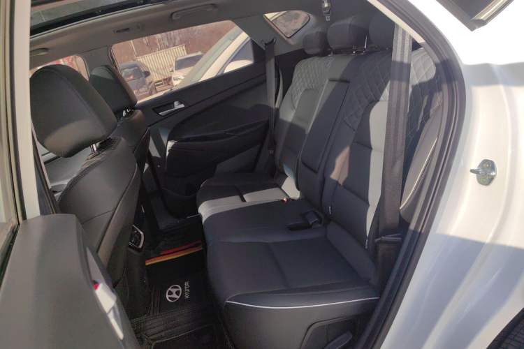 Used Hyundai Tucson 2020 280TGDi Two-Wheel-Drive GLS Fashion Edition China VI Standard
