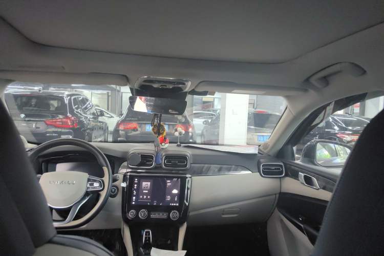 Used Lynk & Co 02 2018 1.5T DCT Two-Wheel Drive Zhaopu Version China V Standard
