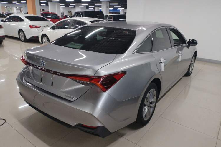 Used Toyota Avalon 2019 Dual-Engine 2.5L Luxury Edition China VI Standard
