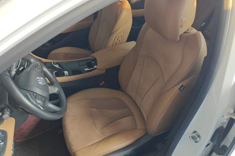 Used Buick LaCrosse 2016 28T Luxury Version
