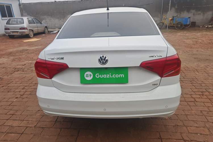 Used Volkswagen Jetta 2019 Dream Edition 1.5L Automatic Fashionable Version
