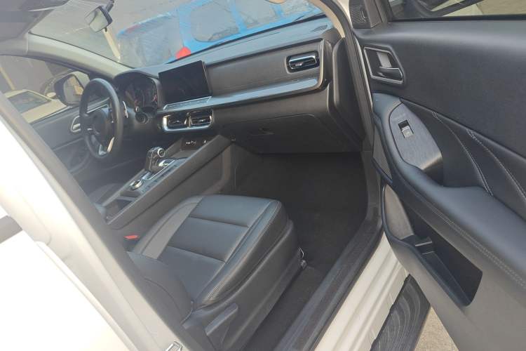 Used Great Wall Poer 2023 2.0T Commercial Version Automatic Diesel 4x4 Elite Long-Box GW4D20M