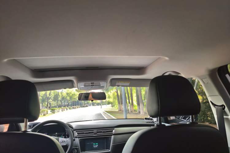 Used Roewe Ei5 2019 Smart Connect Flagship Edition
