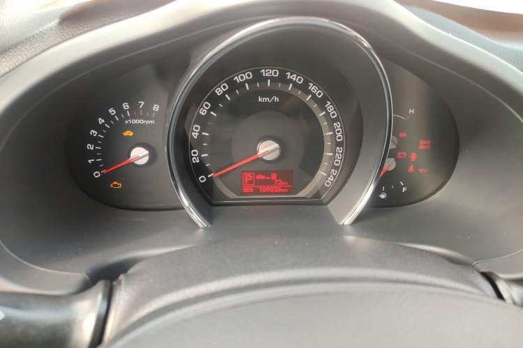 Used Kia Sportage R 2014 2.0L Automatic Two-Wheel Drive GLS Trim