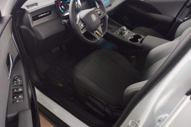 Used BYD Qin PLUS 2025 DM-i Smart Drive 55KM Leading Model
