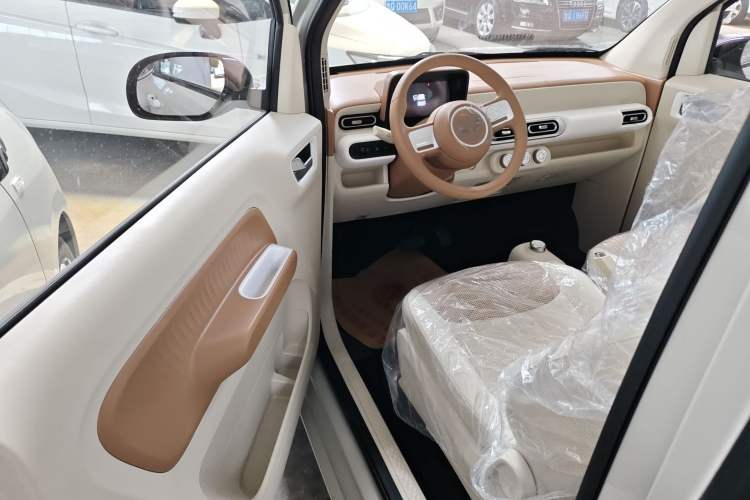 Used Wuling Hongguang MINIEV 2024 3rd Generation 215km Youth Edition