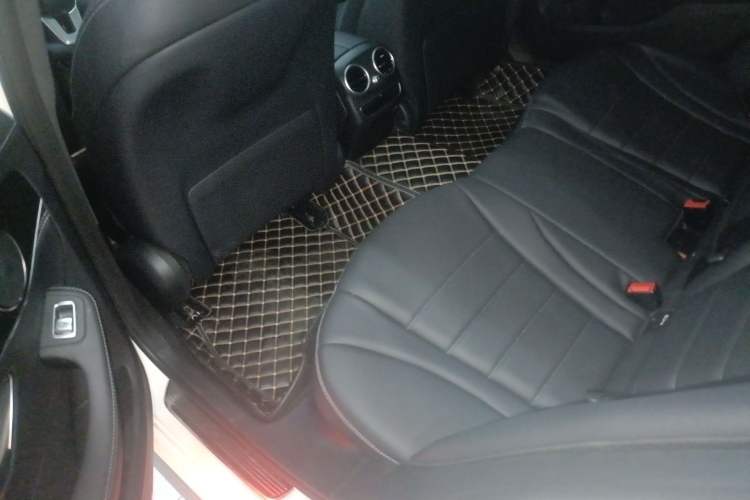 Used Mercedes-Benz C-Class 2019 C 180 L Fashion Edition Sport Version
