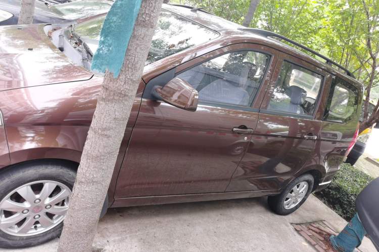 Used Wuling Hongguang 2014 1.5L S Standard Version
