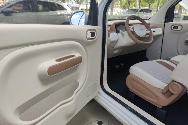 Used Bestune Pony 2025 222km Range Agile Horse
