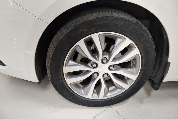 Used Buick GT 2021 1.3T Automatic Mild Hybrid Elite Version
