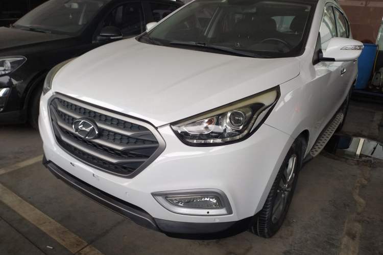 Used Hyundai ix35 2013 2.0L Automatic Two-Wheel Drive Leading GLX China IV Standard
