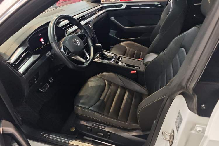 Used Volkswagen FAW-Volkswagen CC 2023 380TSI Striking Edition
