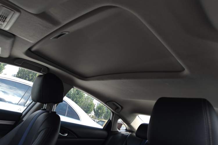 Used Honda Civic 2016 180TURBO CVT Comfort Version
