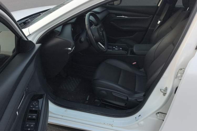 Used Mazda Mazda 3 Axela 2021 2.0L Automatic ZhiXuan Edition
