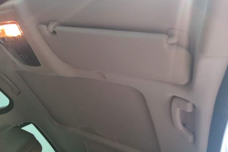 Used BMW 5 Series 2015 535Li Leading Model