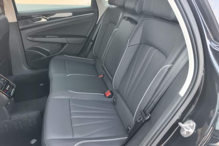 Used Volkswagen Passat 2024 380TSI Starry Dragon Edition
