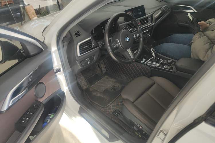 Used BMW 1 Series 2020 125i Leading Model M Sport Package