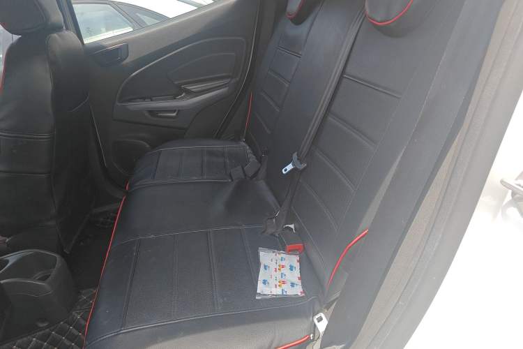 Used Ford EcoSport 2013 1.5L Manual Comfort Model
