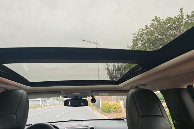 Used  Cherokee 2016 2.0L Superior Edition
