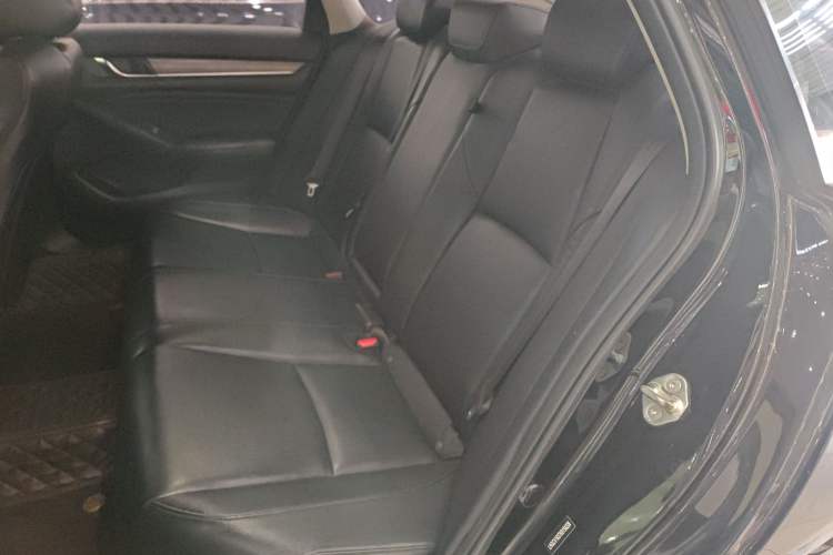 Used Honda Accord 2018 230TURBO Comfort Version National V
