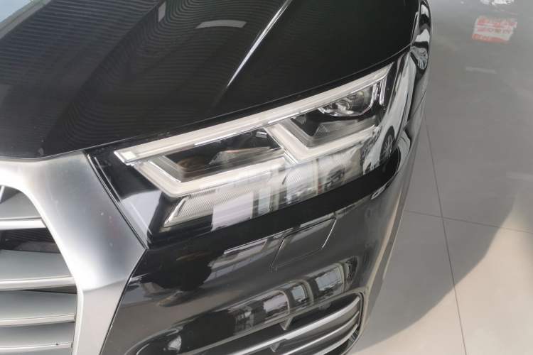 Used Audi Q5L 2018 40 TFSI Prestige Fashion Edition China VI
