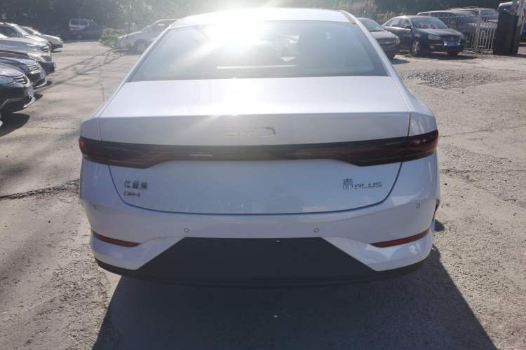 Used BYD Qin PLUS 2025 DM-i Smart Drive 55KM Leading Model
