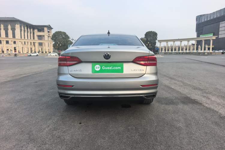 Used Volkswagen Lavida 2021 1.5L Automatic Comfort Edition
