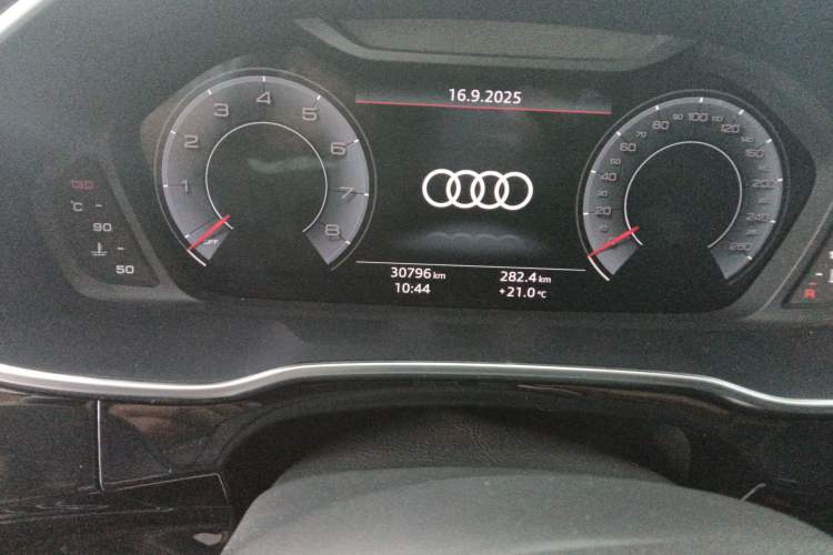 Used Audi Q3 2021 35 TFSI Fashion Dynamic Model
