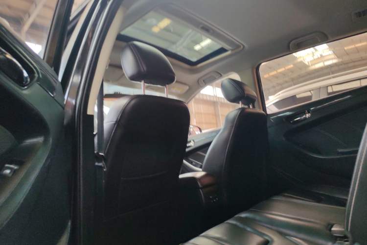 Used Dongfeng Fengon 580 2016 1.8L Manual Comfort Model
