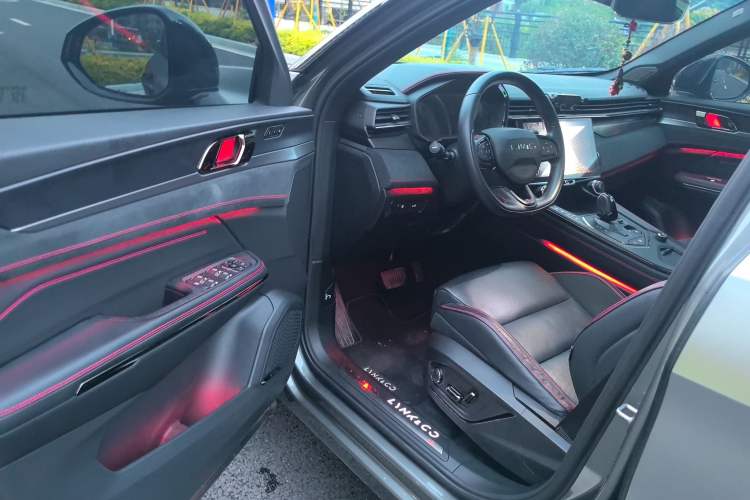 Used Lynk & Co 05 2020 2.0TD Four-Wheel Drive HypeHalo
