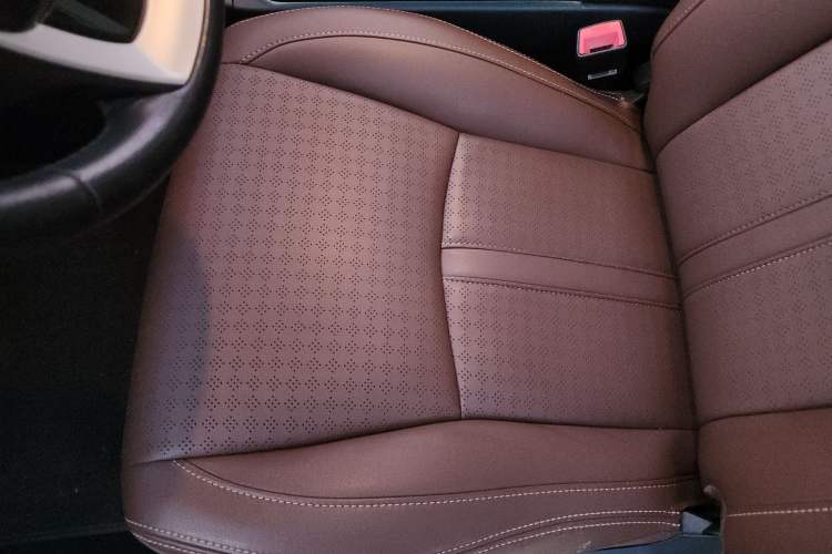 Used BYD S7 2016 2.0T Automatic Prestige Edition
