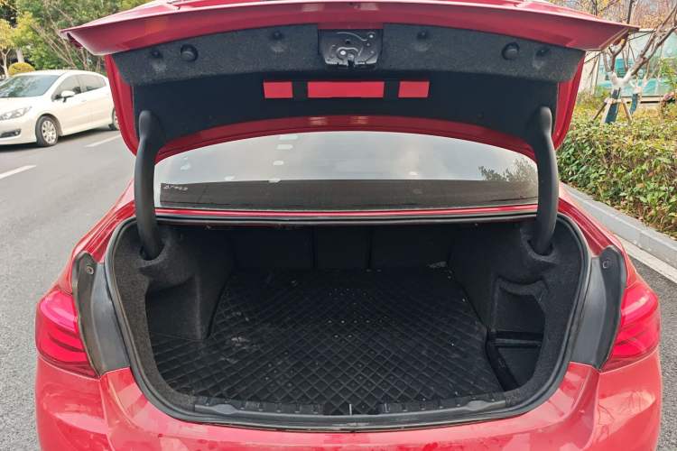 Used BMW 3 Series 2018 320Li Fashion Model
