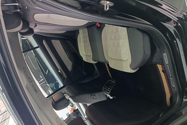 Used Volkswagen Magotan 2023 2 Million Units Commemorative Edition 330TSI DSG Luxury Version