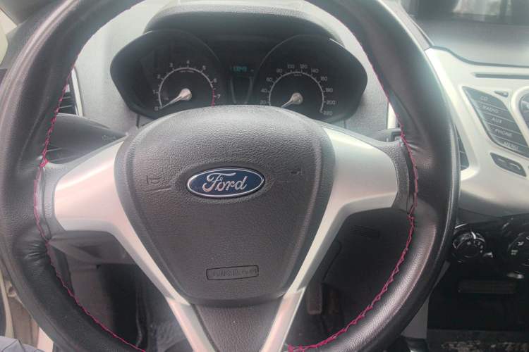 Used Ford EcoSport 2013 1.5L Manual Fashion Model

