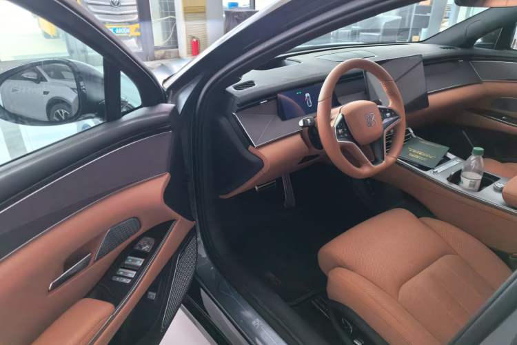 Used BYD Han L 2025 DM-p Four-Wheel-Drive LiDAR Flagship Model
