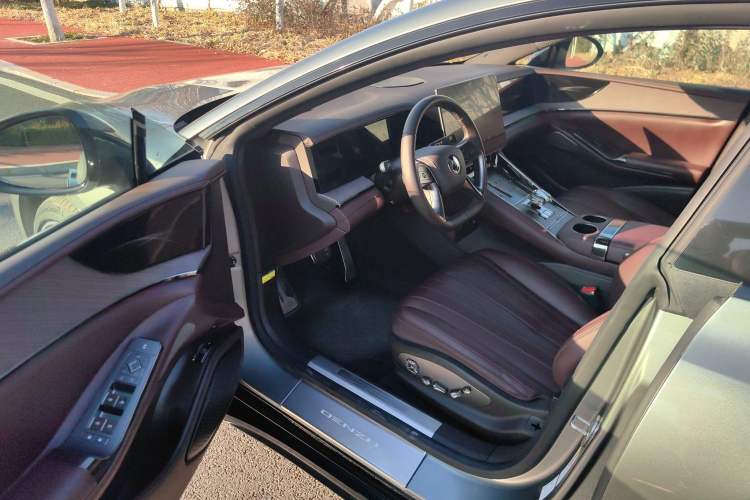 Used Denza Z9GT 2024 1100 4x4 Ultra First Edition
