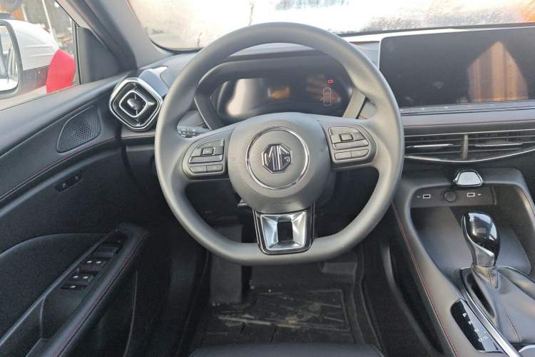 Used MG 5 2025 180 DVVT Global Luxury Edition