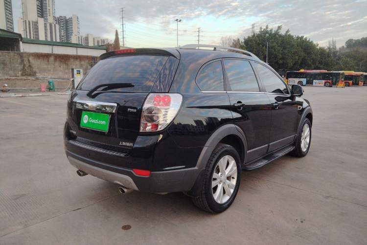 Used Chevrolet Captiva 2014 2.4L 4x4 Flagship Edition 7 Seats