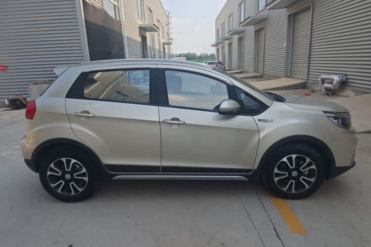 Used Geely Auto Vision X3 2017 1.5L Automatic Elite Model
