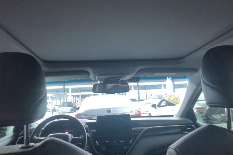 Used Toyota Camry 2023 2.5G Luxury Edition
