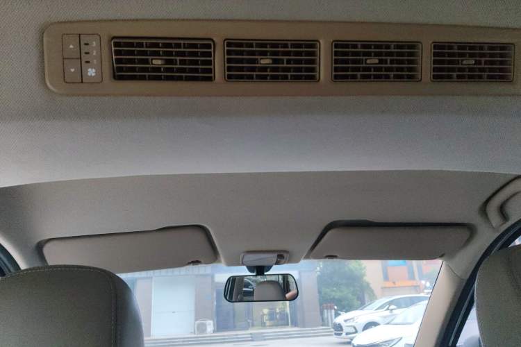 Used Wuling Hongguang 2018 1.5L S Comfort Model L2B
