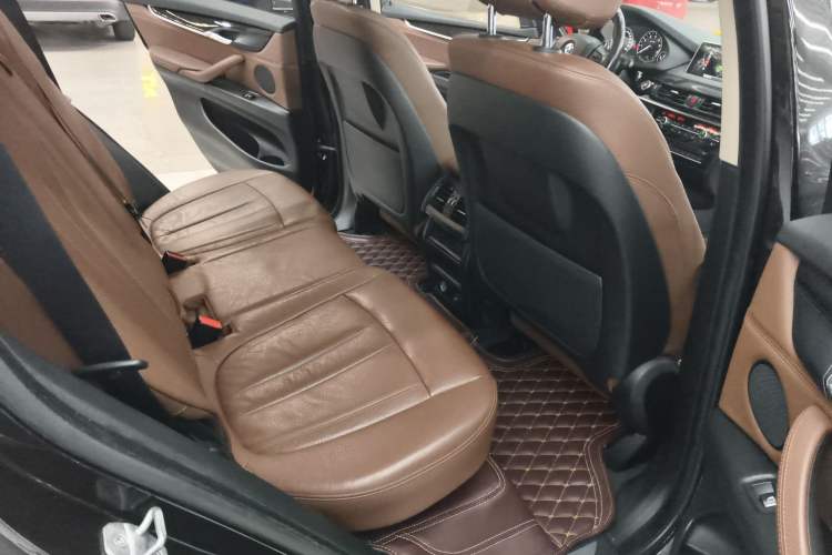 Used BMW X5 2014 xDrive35i Leading Model
